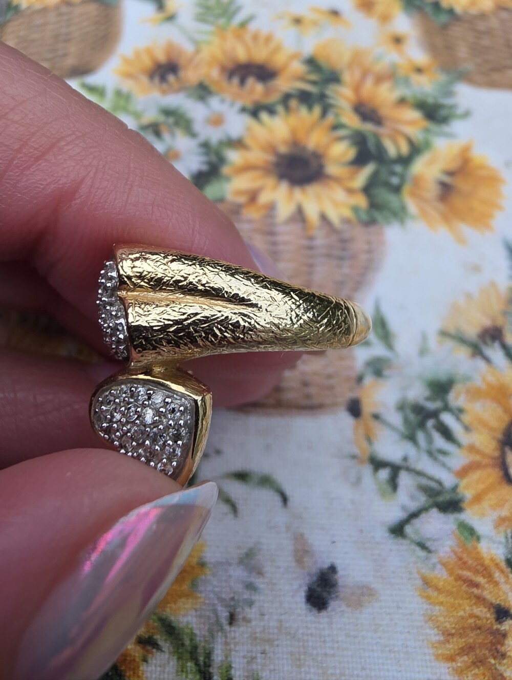 10k Double Heart Diamond Bypass Ring - Picture 7 of 12